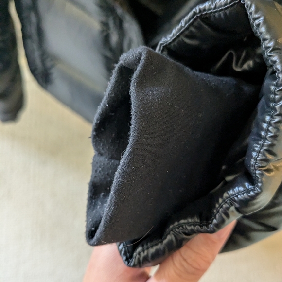 Aritzia superpuff shorty - Picture 6 of 6